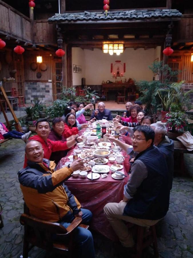 นานกิง ถูโลว ชิงเต้อโล่ว อินน์ Nanjing  ภายนอก รูปภาพ